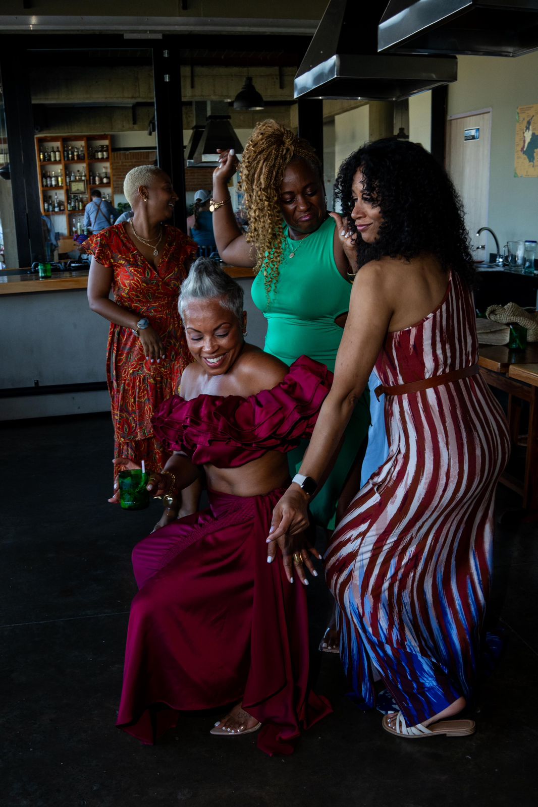 Salsa and champeta class in Cartagena Old City
